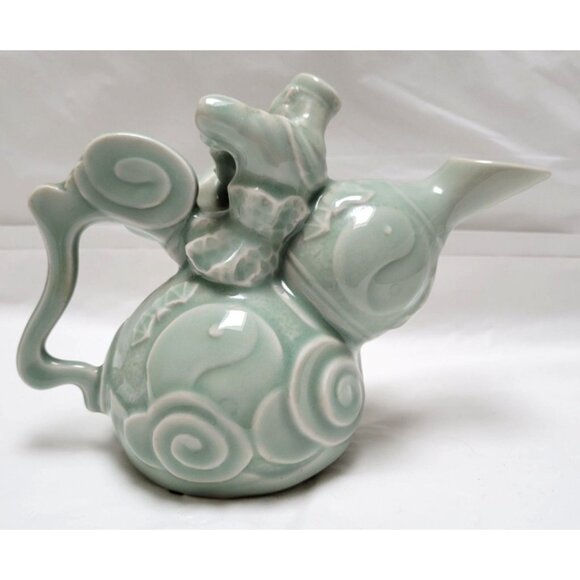 Vintage The Bombay Company Jade Green Porcelain Yin Yang Monkey Riding Teapot - Picture 3 of 6